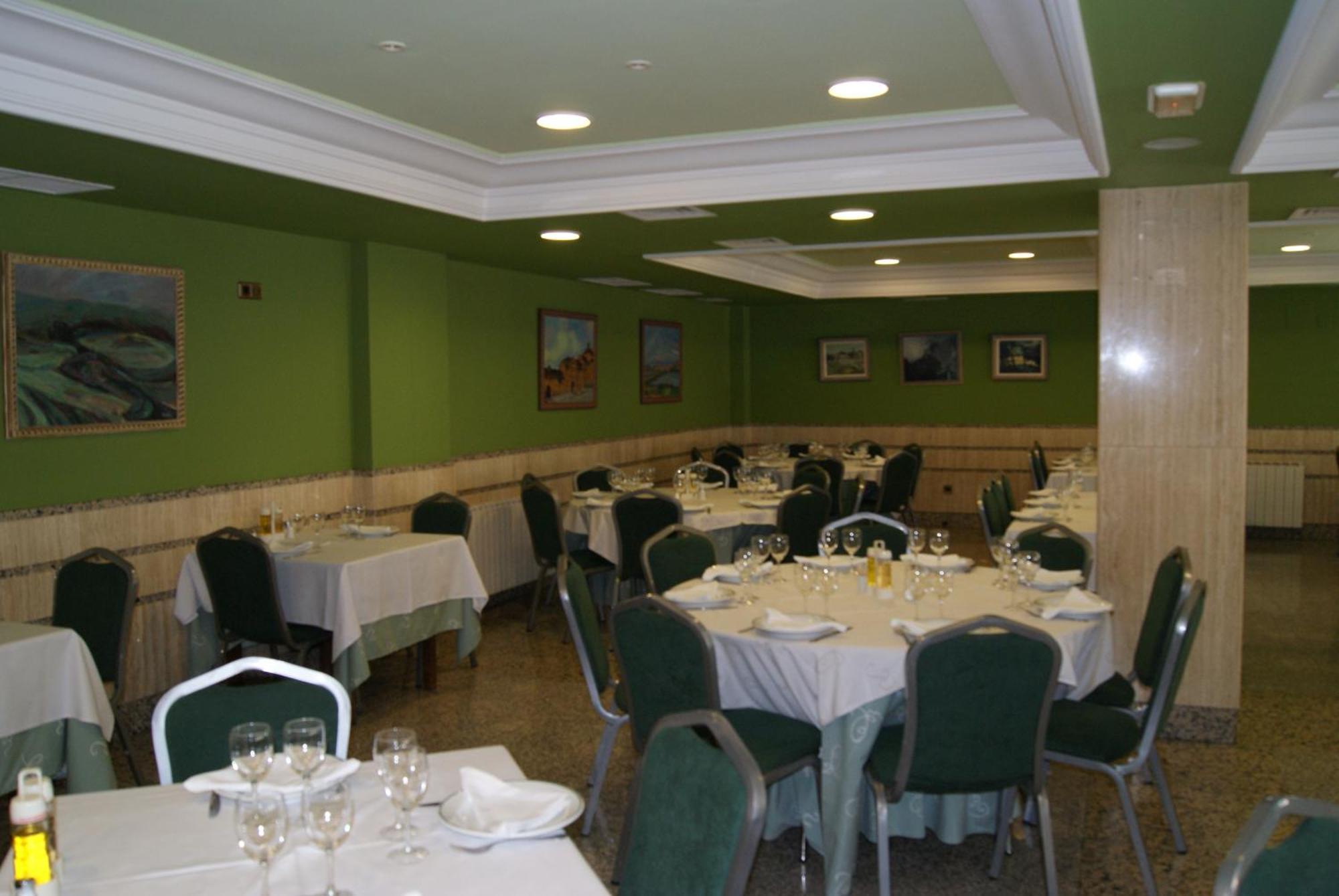 Hotel Alameda Alba De Tormes Dış mekan fotoğraf