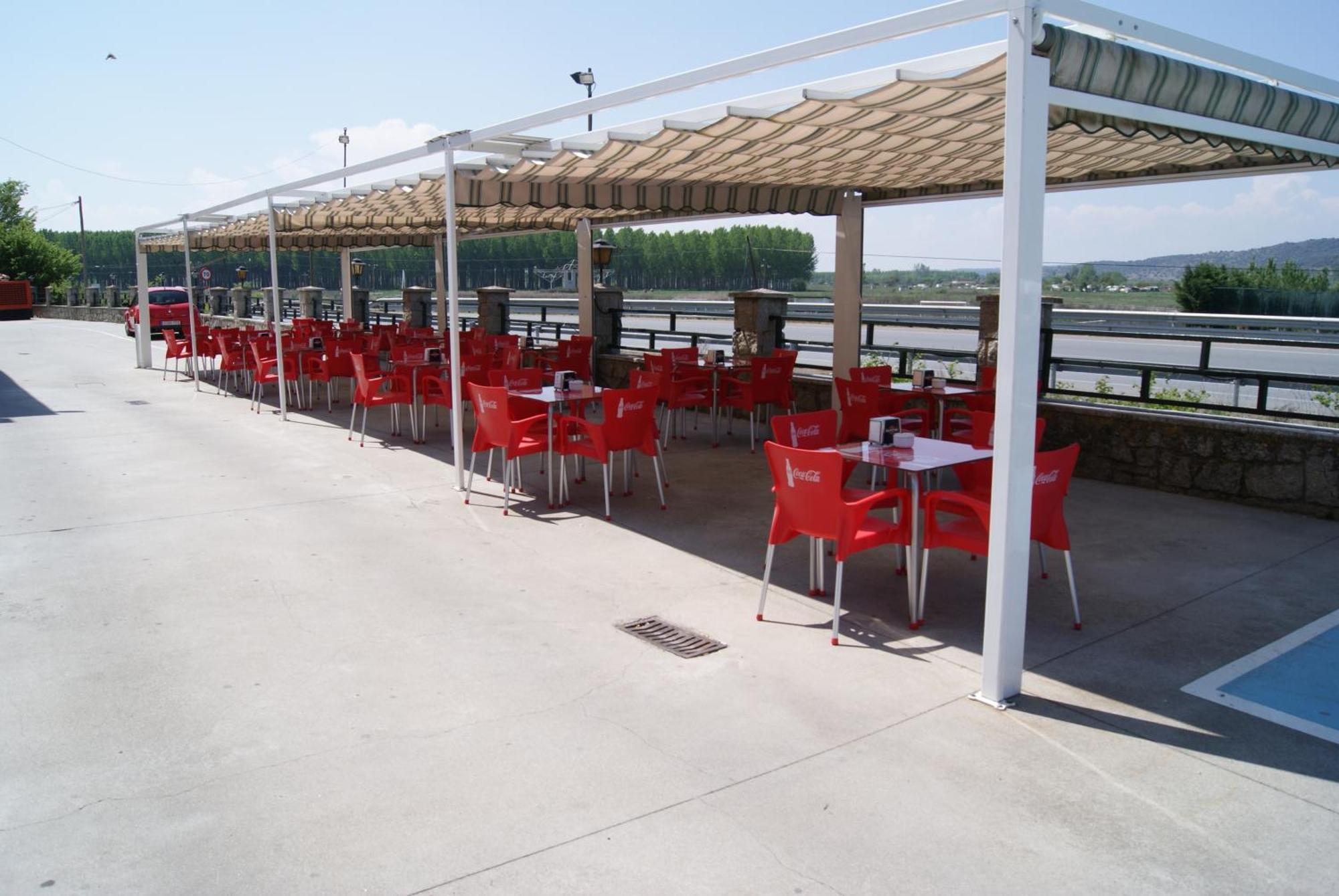 Hotel Alameda Alba De Tormes Dış mekan fotoğraf