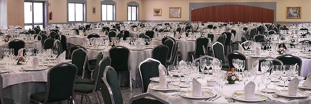 Hotel Alameda Alba De Tormes Dış mekan fotoğraf