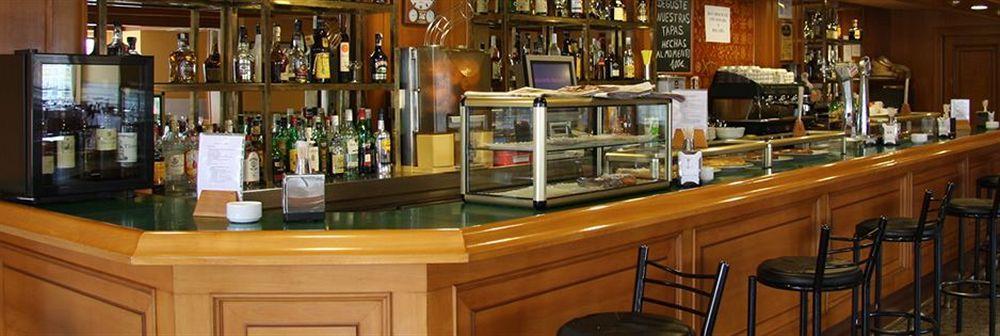 Hotel Alameda Alba De Tormes Dış mekan fotoğraf