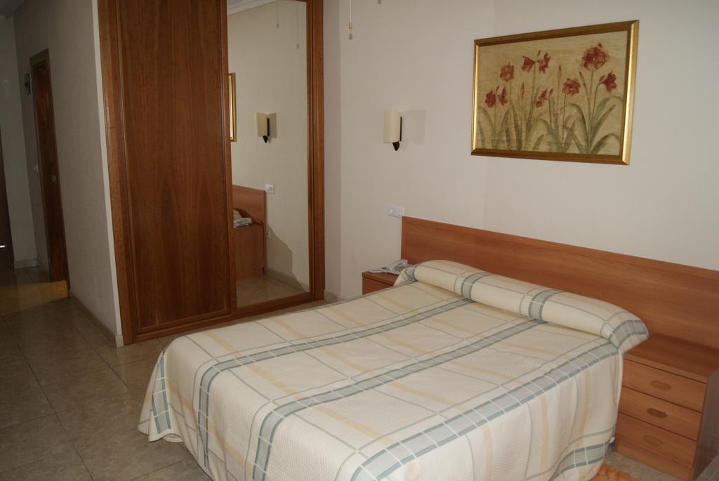 Hotel Alameda Alba De Tormes Dış mekan fotoğraf